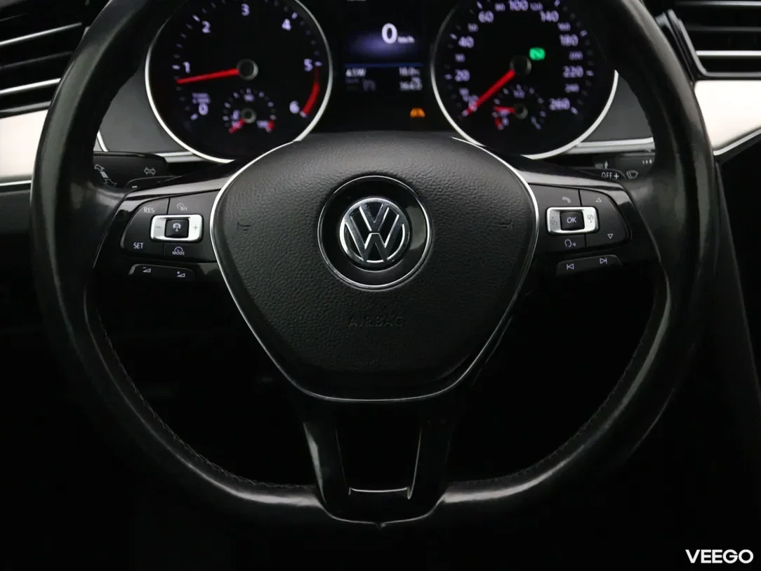 Volkswagen Passat 1.6 88kW