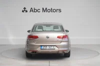 Volkswagen Passat Comfortline 1.8 132kW thumbnail