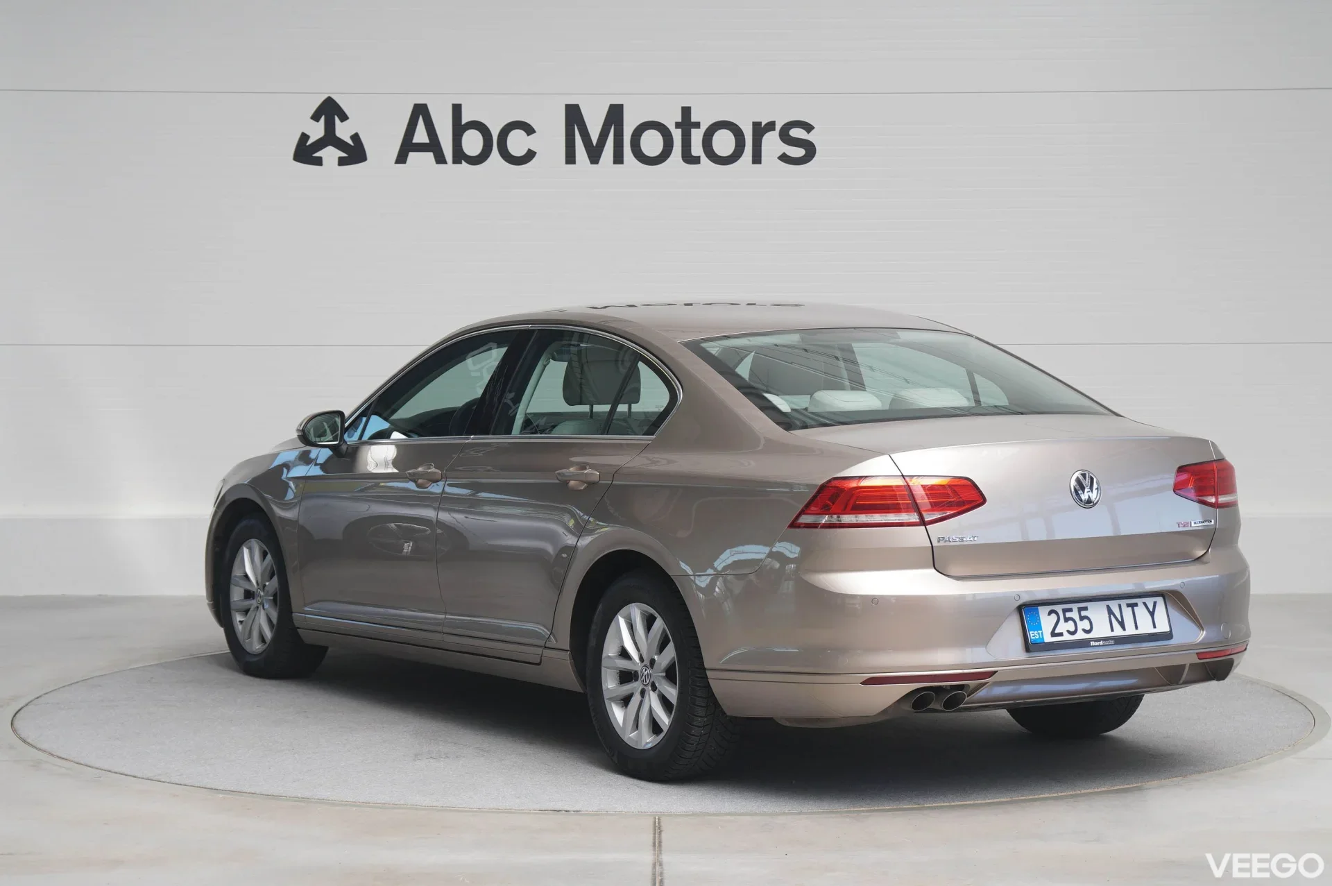 Volkswagen Passat Comfortline 1.8 132kW