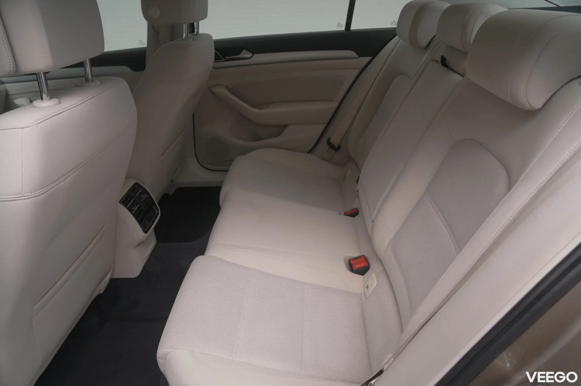 Volkswagen Passat Comfortline 1.8 132kW