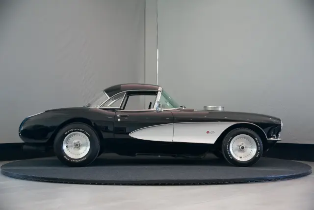 Image of Chevrolet Corvette C1 7.4 V8 1957 kW