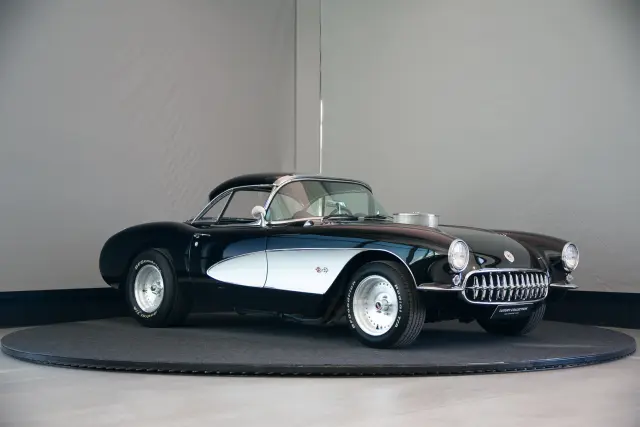 Image of Chevrolet Corvette C1 7.4 V8 1957 kW