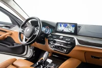 BMW 530 d xDrive Luxury Line 3.0 195kW thumbnail