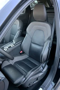 Volvo XC60 AWD INTELLI SAFE MY22 2 293kW thumbnail