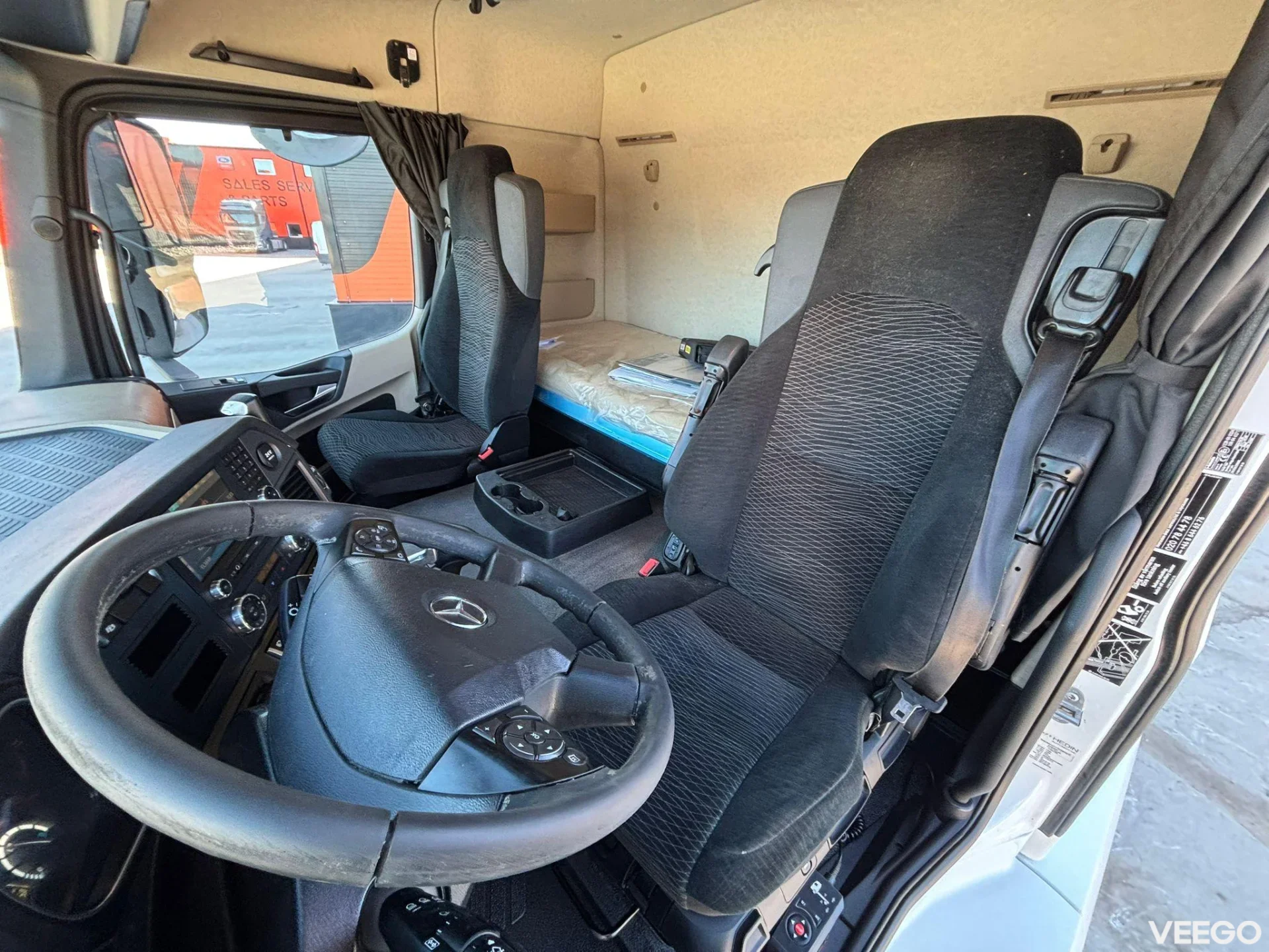 Mercedes-Benz Actros PK 19001 / PLATFORM L=6535 mm 400kW