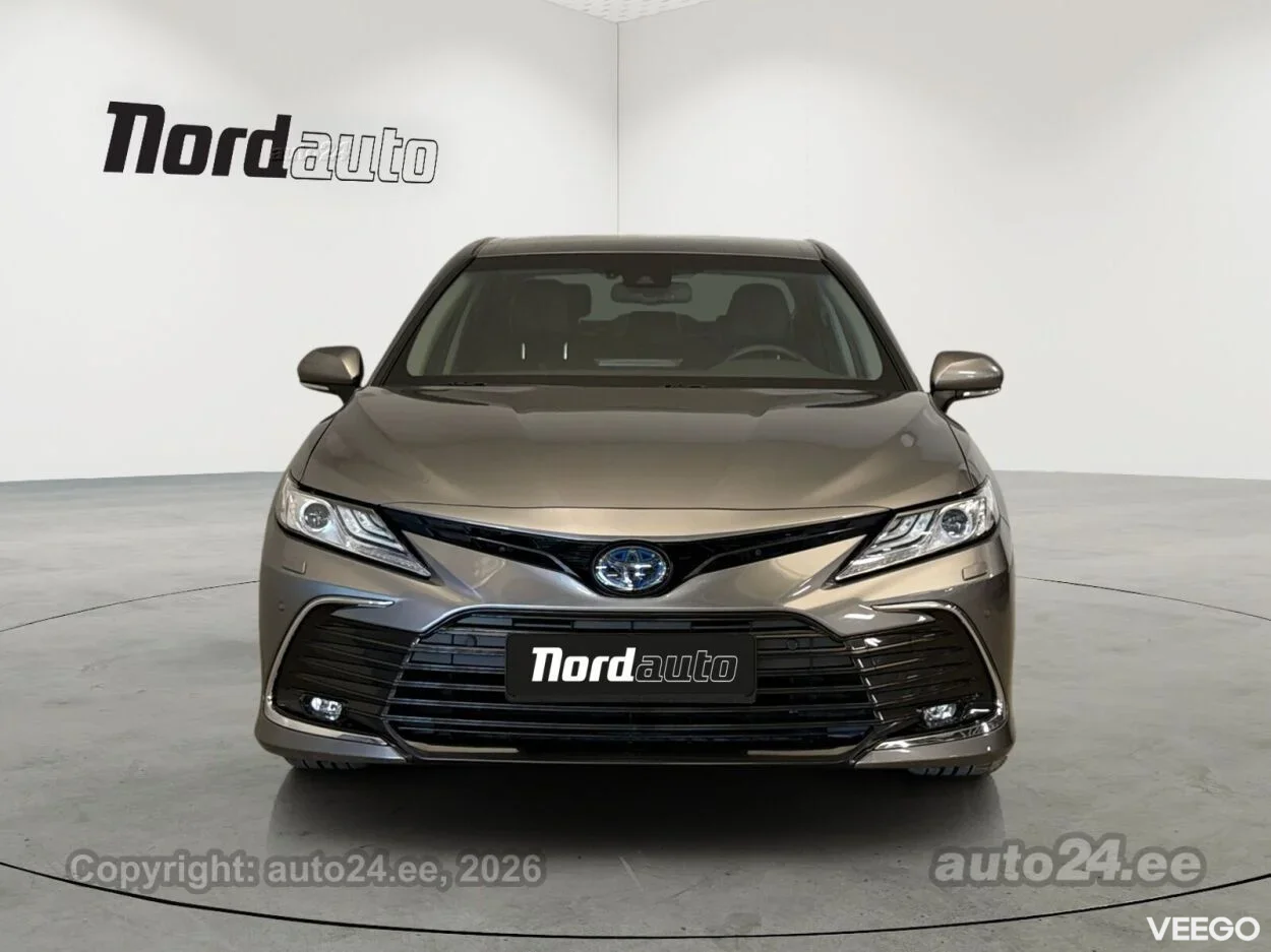Toyota Camry Hybrid Dynamic Force 2.5 131kW