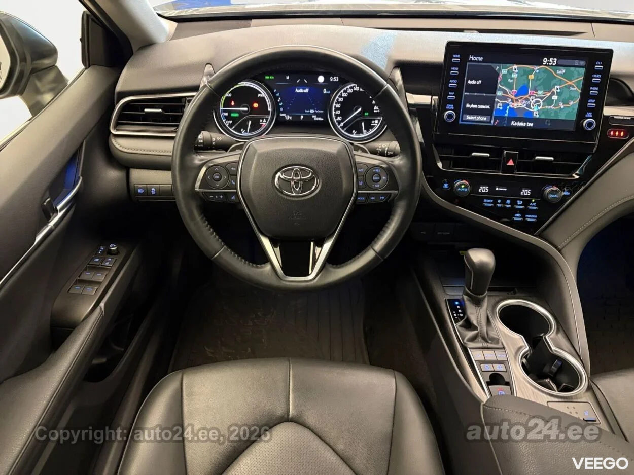 Toyota Camry Hybrid Dynamic Force 2.5 131kW