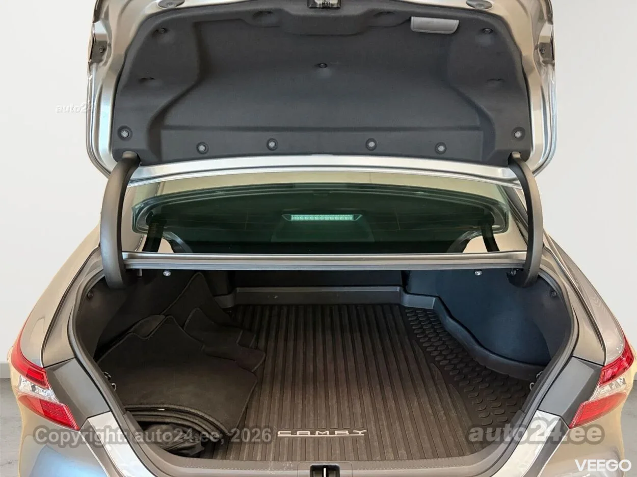 Toyota Camry Hybrid Dynamic Force 2.5 131kW