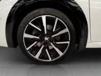 Peugeot 208 GT Pack PureTech 100 AT8 74kW thumbnail