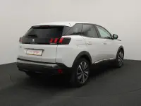 Peugeot 3008 1.2 96kW thumbnail