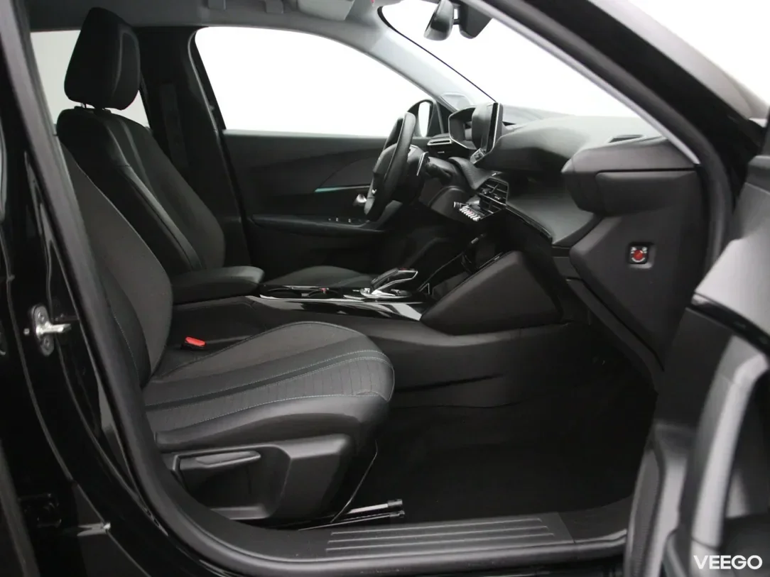 Peugeot 2008 1.2 96kW