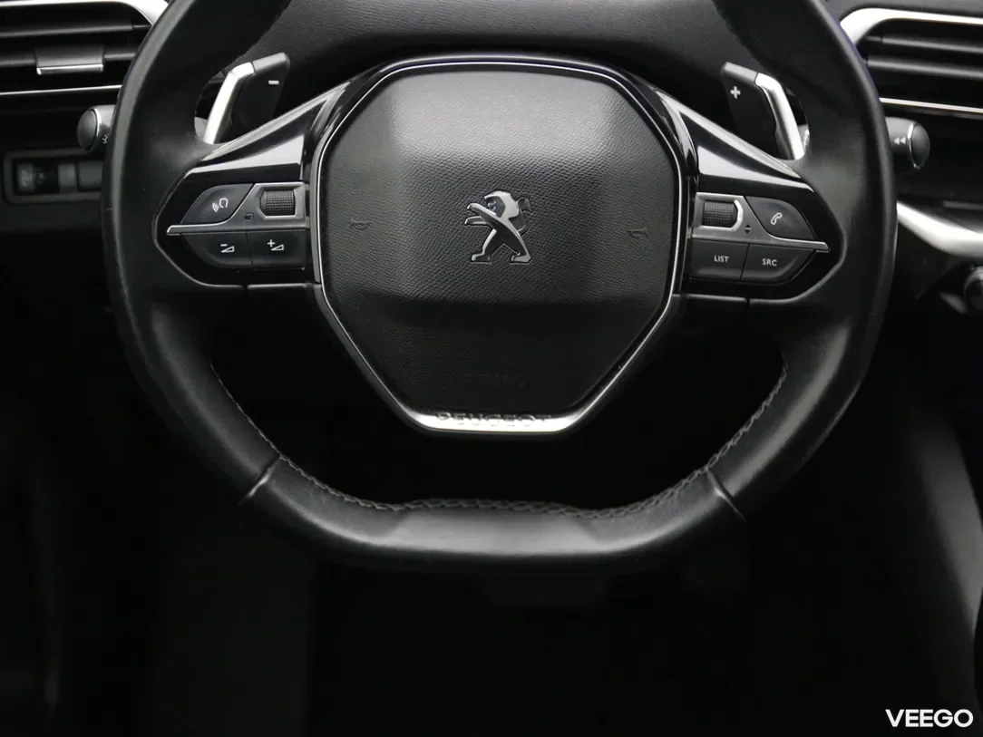 Peugeot 3008 1.2 96kW