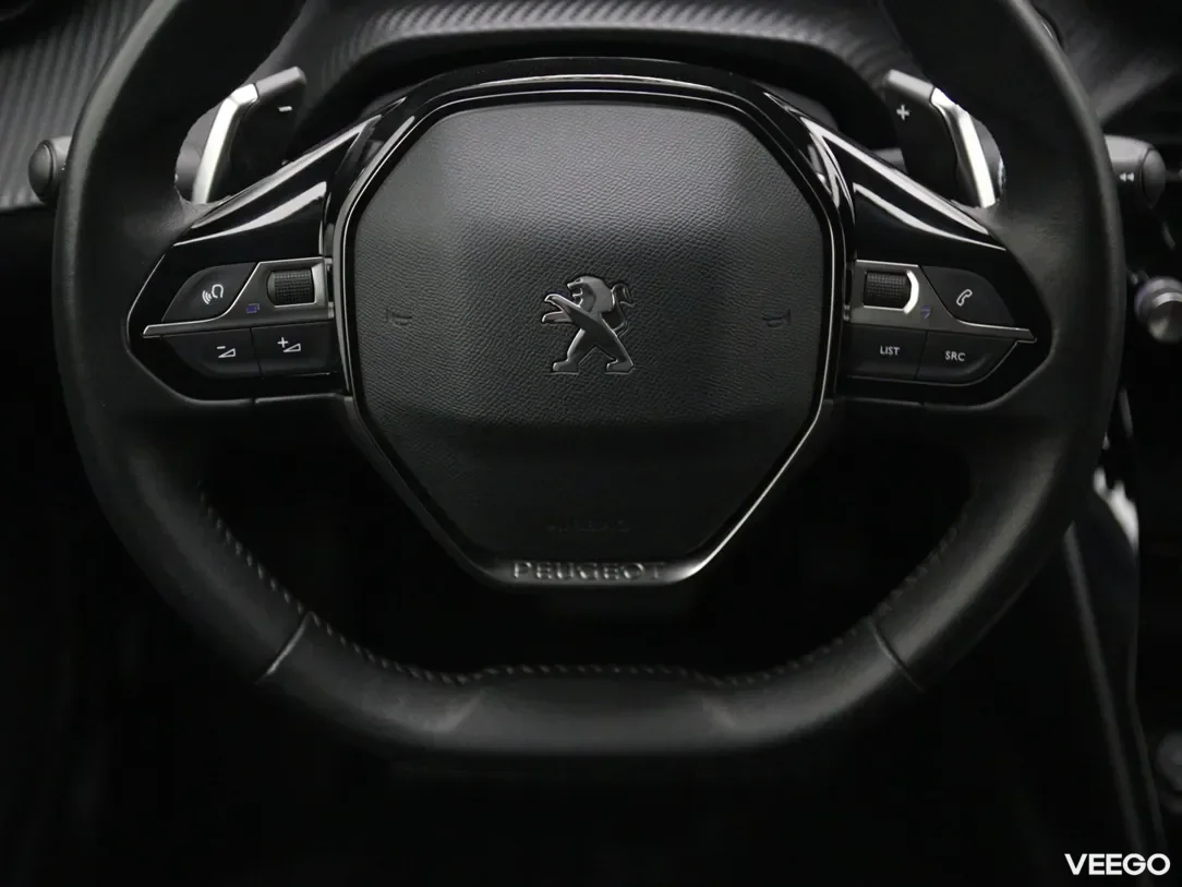 Peugeot 2008 1.2 96kW