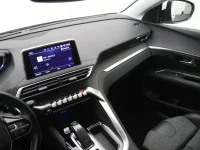 Peugeot 3008 1.2 96kW thumbnail