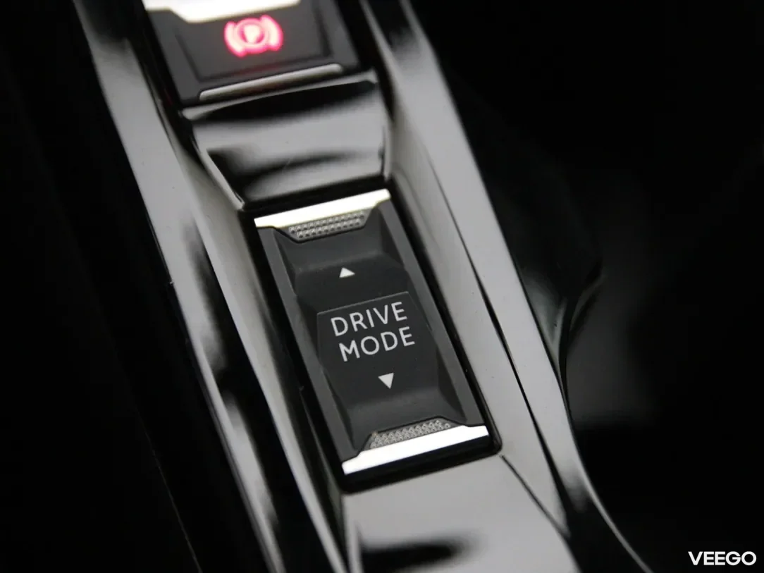 Peugeot 2008 1.2 96kW