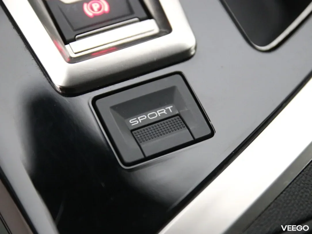 Peugeot 3008 1.2 96kW