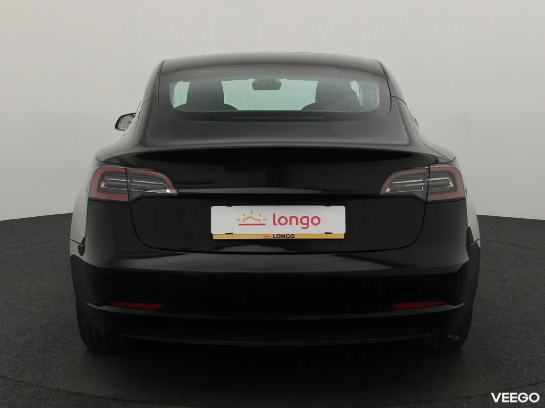 Tesla Model 3 0 239kW