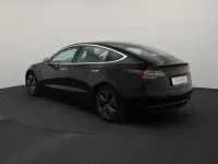 Tesla Model 3 0 239kW thumbnail
