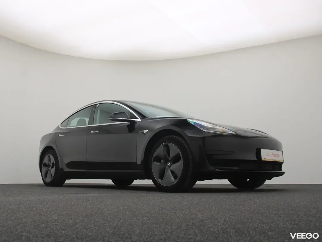 Tesla Model 3 0 239kW