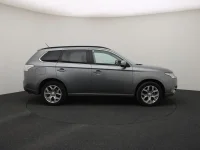 Mitsubishi Outlander 2 149kW thumbnail