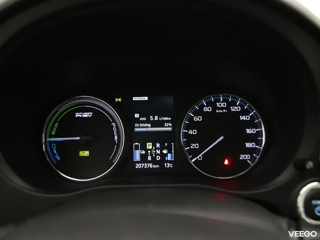 Mitsubishi Outlander 2 149kW