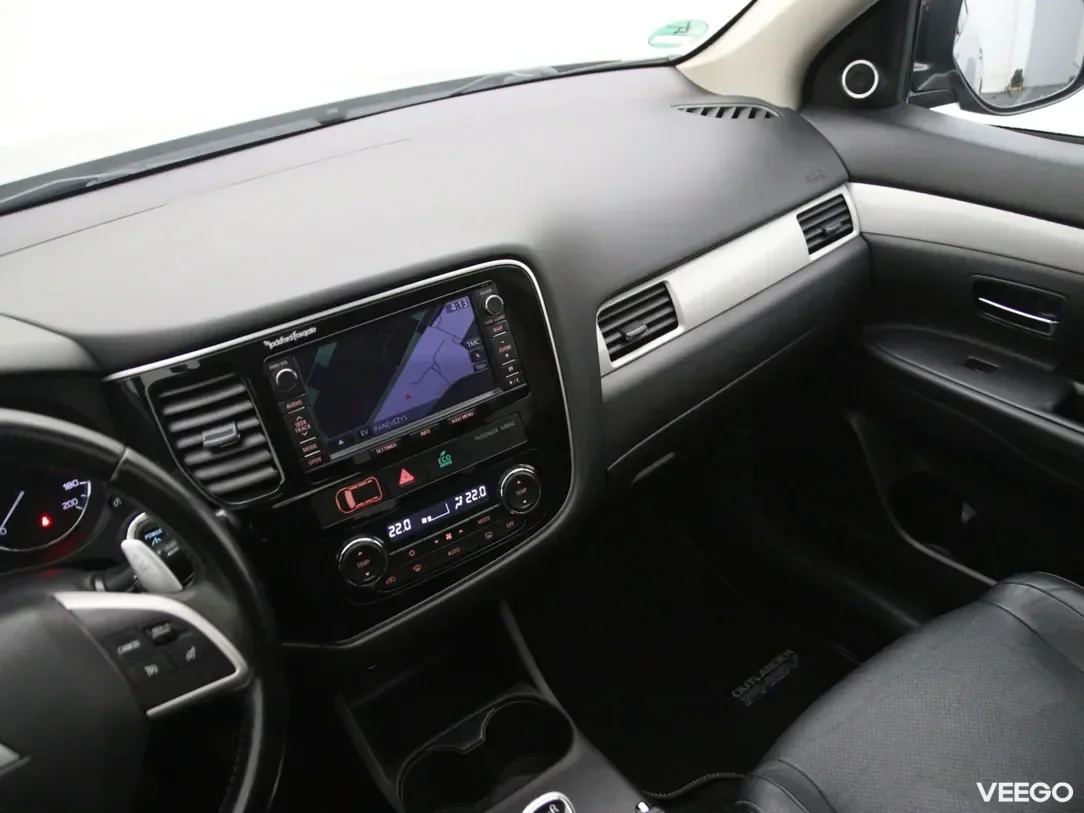 Mitsubishi Outlander 2 149kW