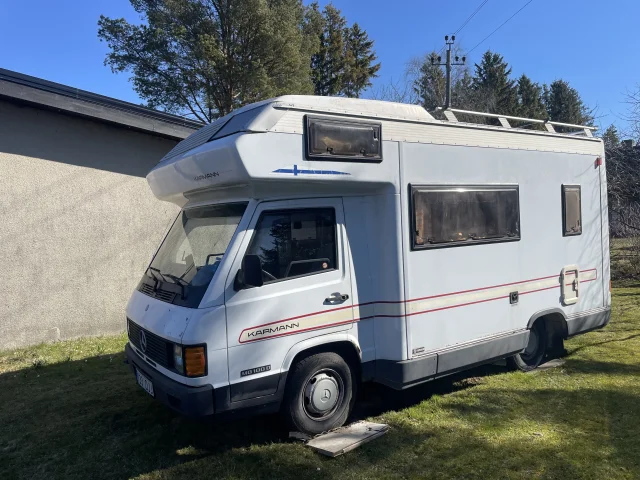 Image of Mercedes-Benz BI9203 100D 2.4 53kW