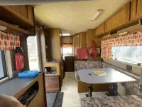 Mercedes-Benz BI9203 100D 2.4 53kW thumbnail