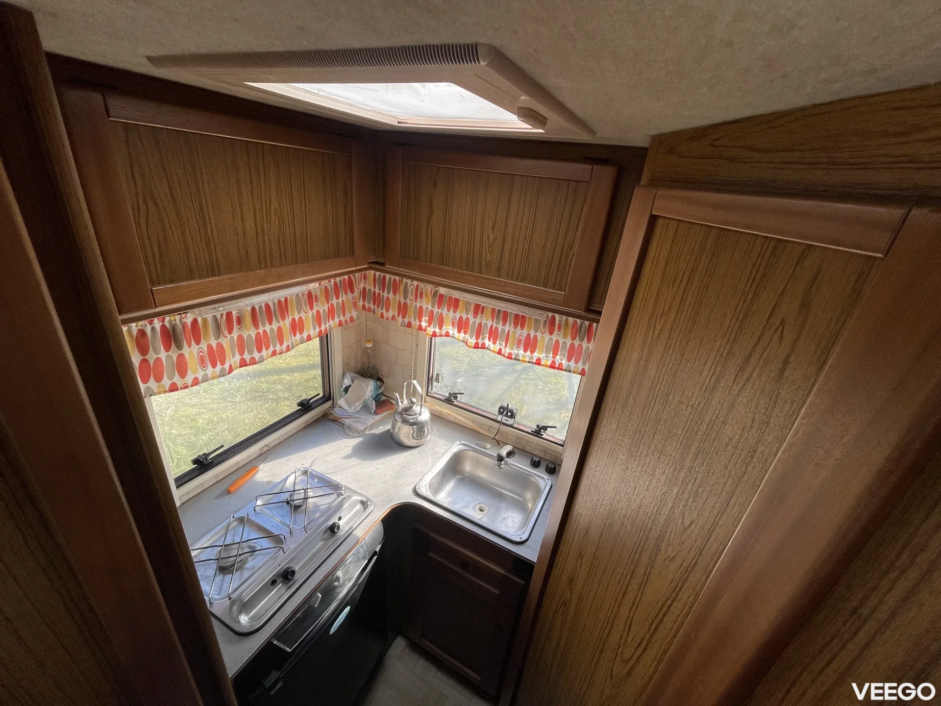 Mercedes-Benz BI9203 100D 2.4 53kW