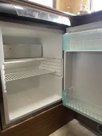 Mercedes-Benz BI9203 100D 2.4 53kW thumbnail