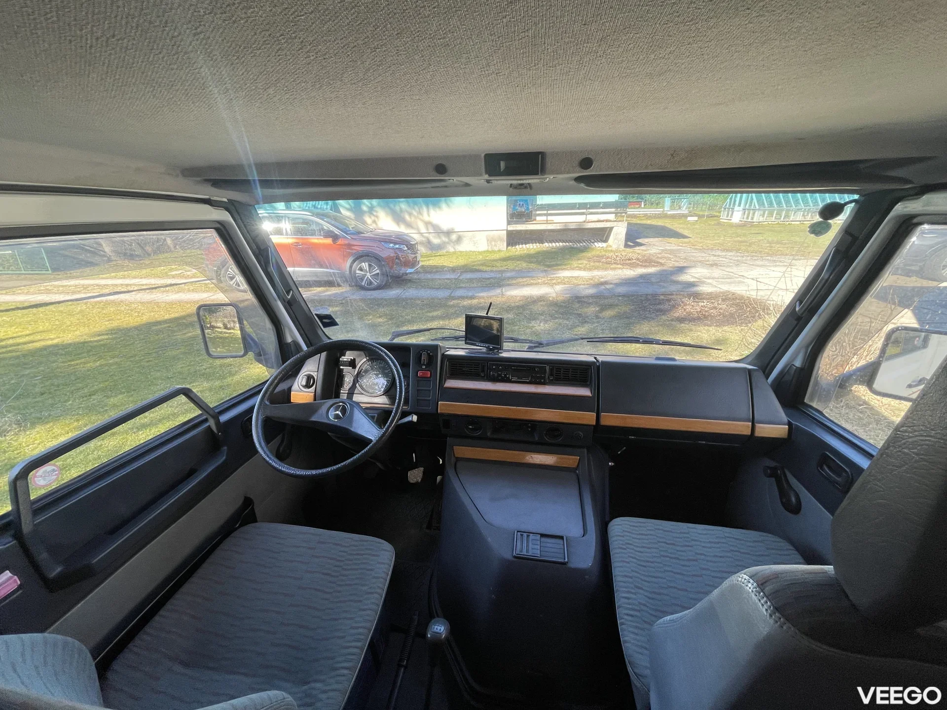 Mercedes-Benz BI9203 100D 2.4 53kW