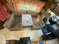 Mercedes-Benz BI9203 100D 2.4 53kW thumbnail