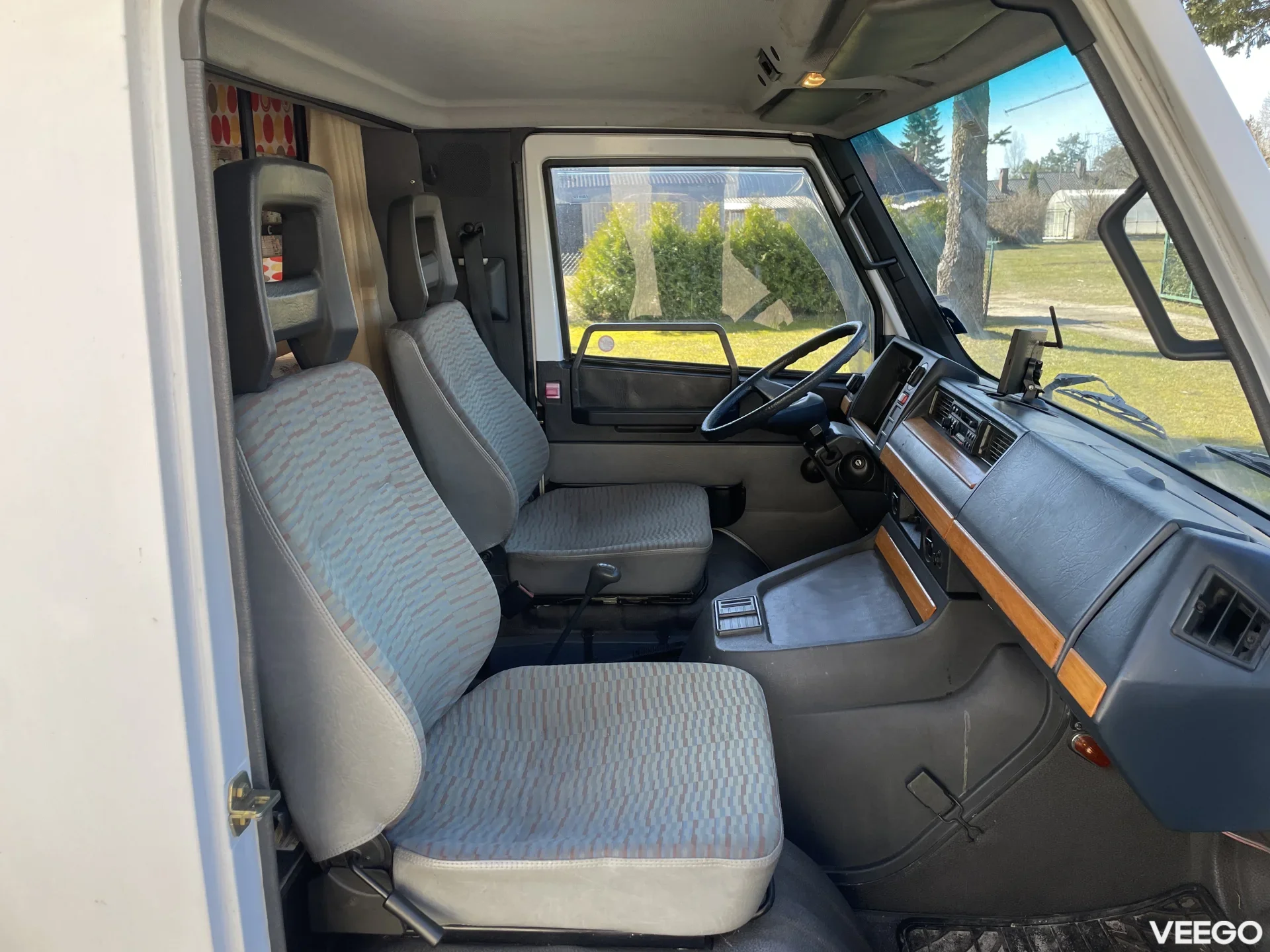 Mercedes-Benz BI9203 100D 2.4 53kW