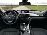 BMW 325 2.0 165kW thumbnail