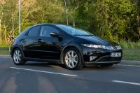 Honda Civic i-VTEC 1.8 103kW thumbnail
