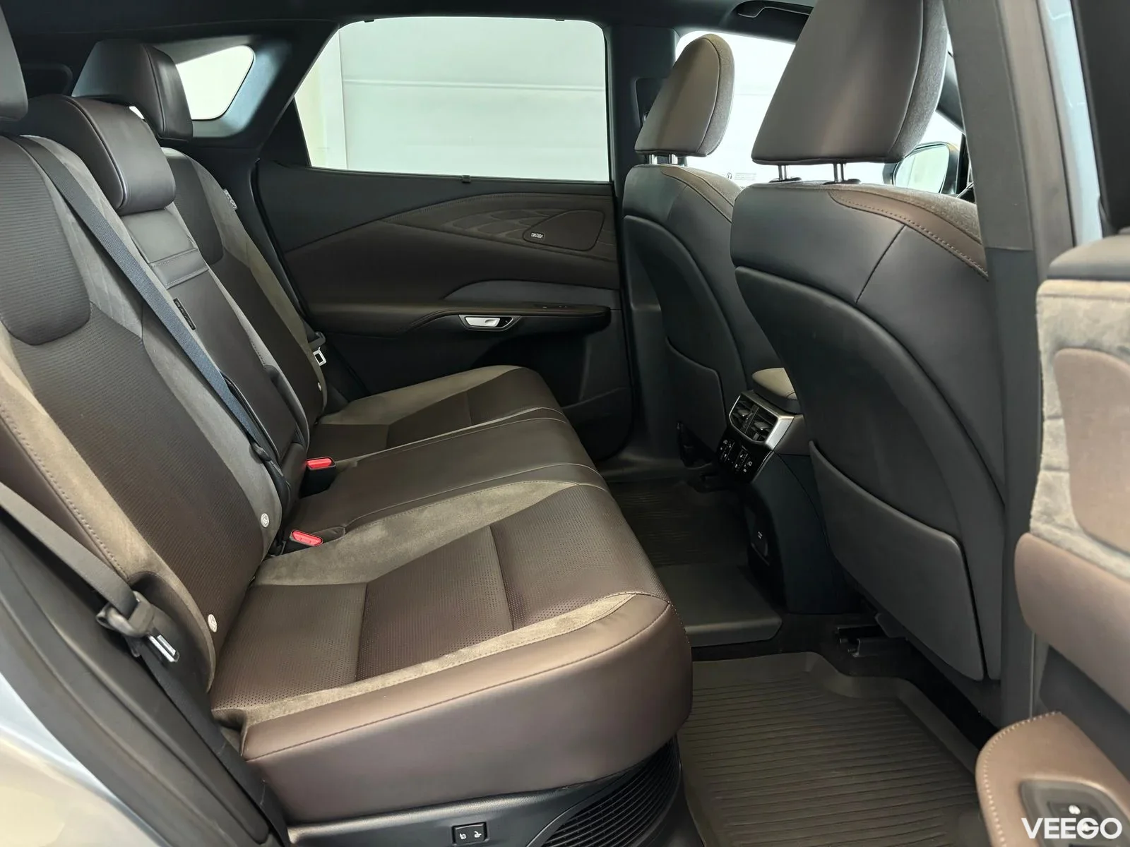 Lexus RX 450h+ - 224kW