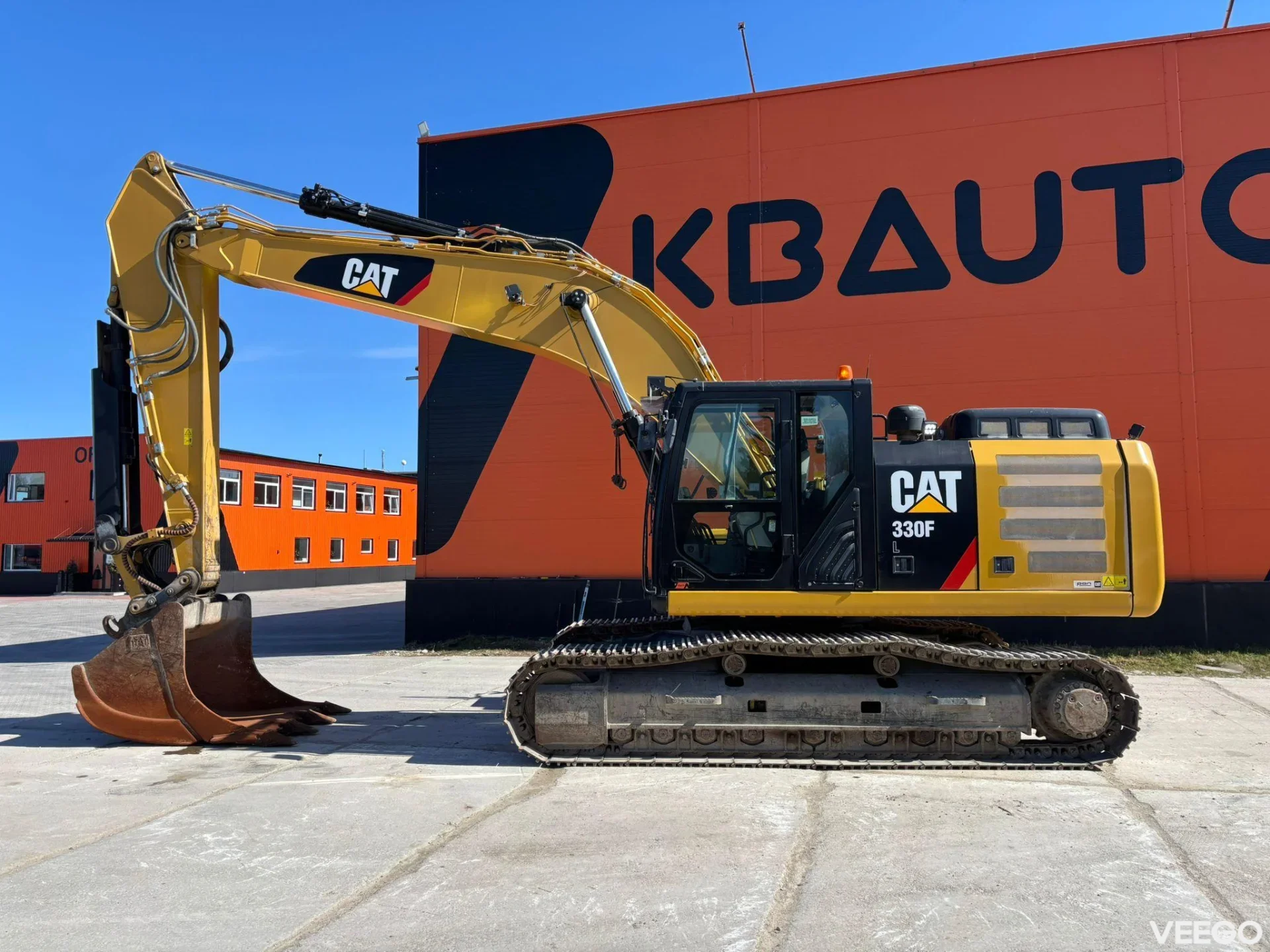 Caterpillar 330 AC / CENTRAL LUBRICATION 178kW