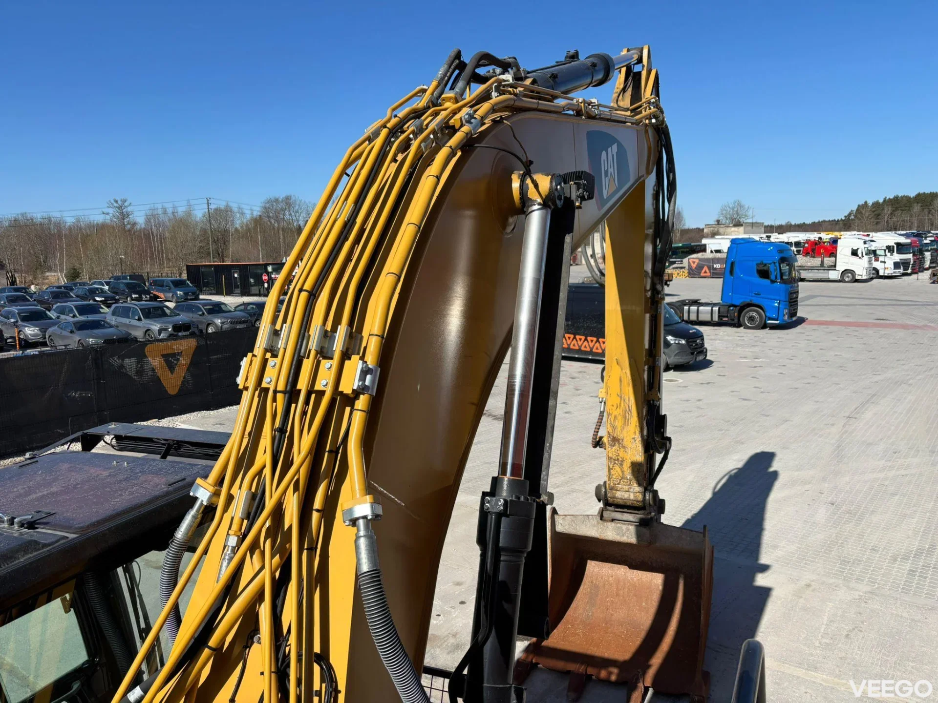 Caterpillar 330 AC / CENTRAL LUBRICATION 178kW