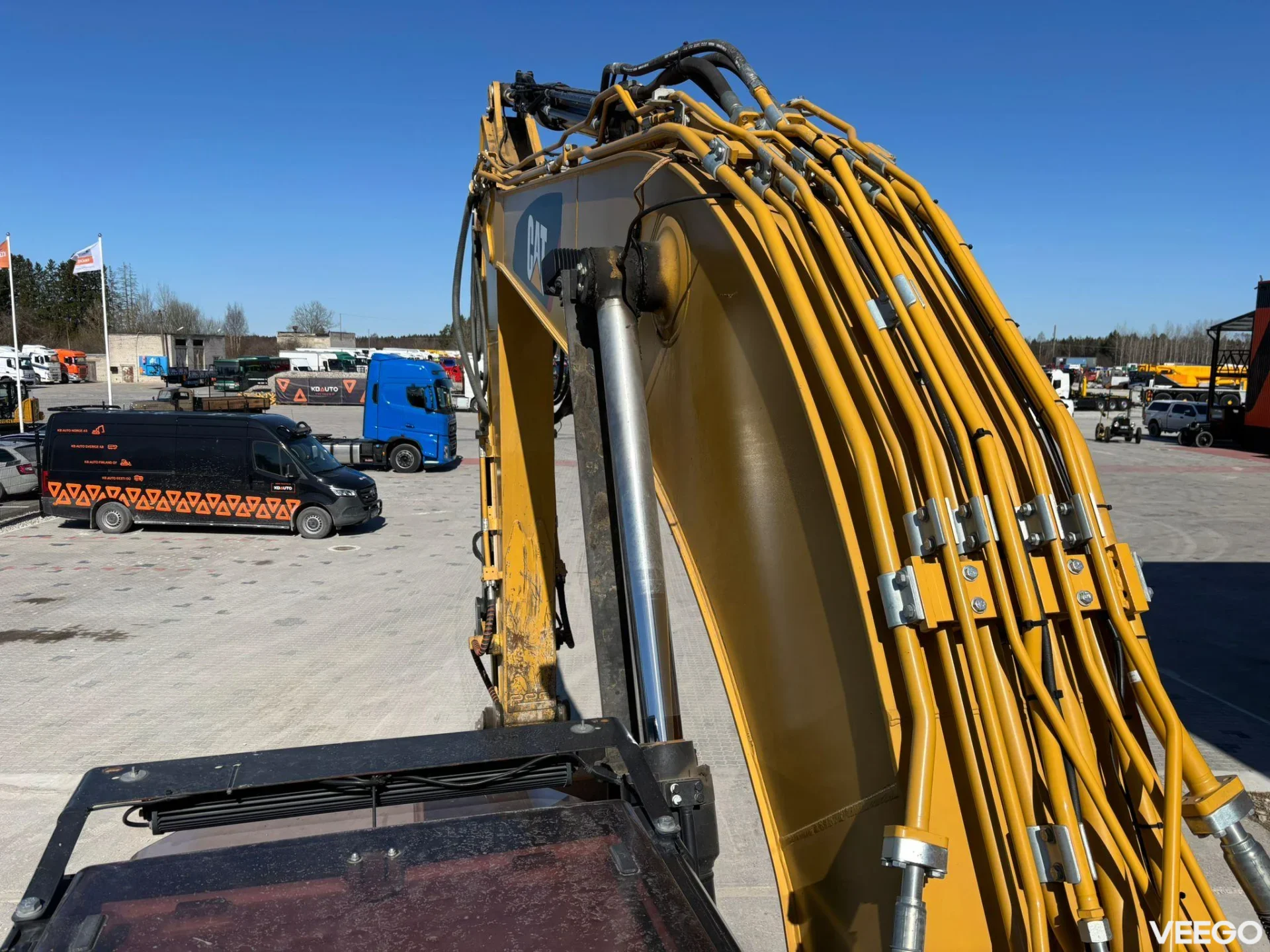 Caterpillar 330 AC / CENTRAL LUBRICATION 178kW