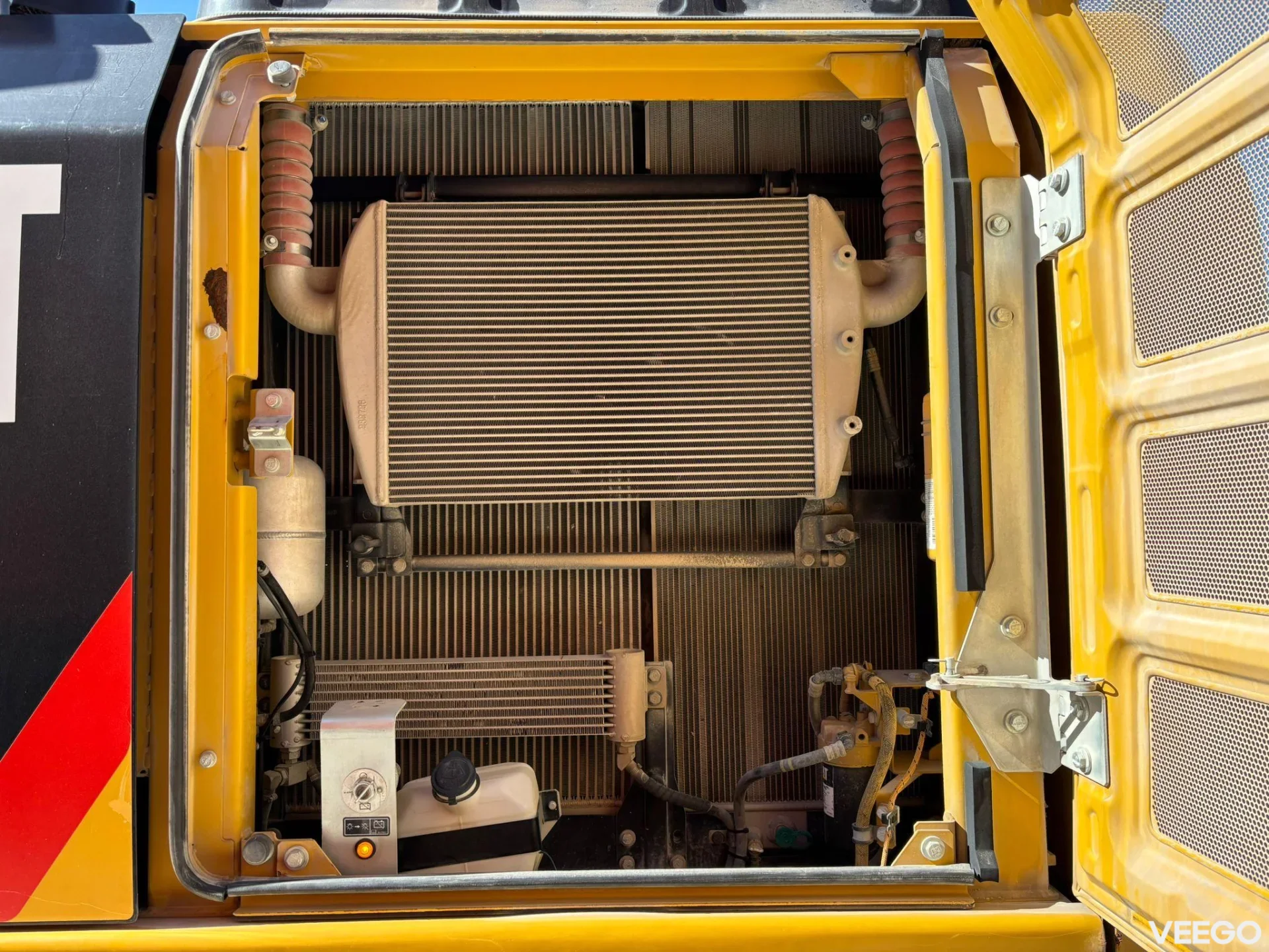 Caterpillar 330 AC / CENTRAL LUBRICATION 178kW