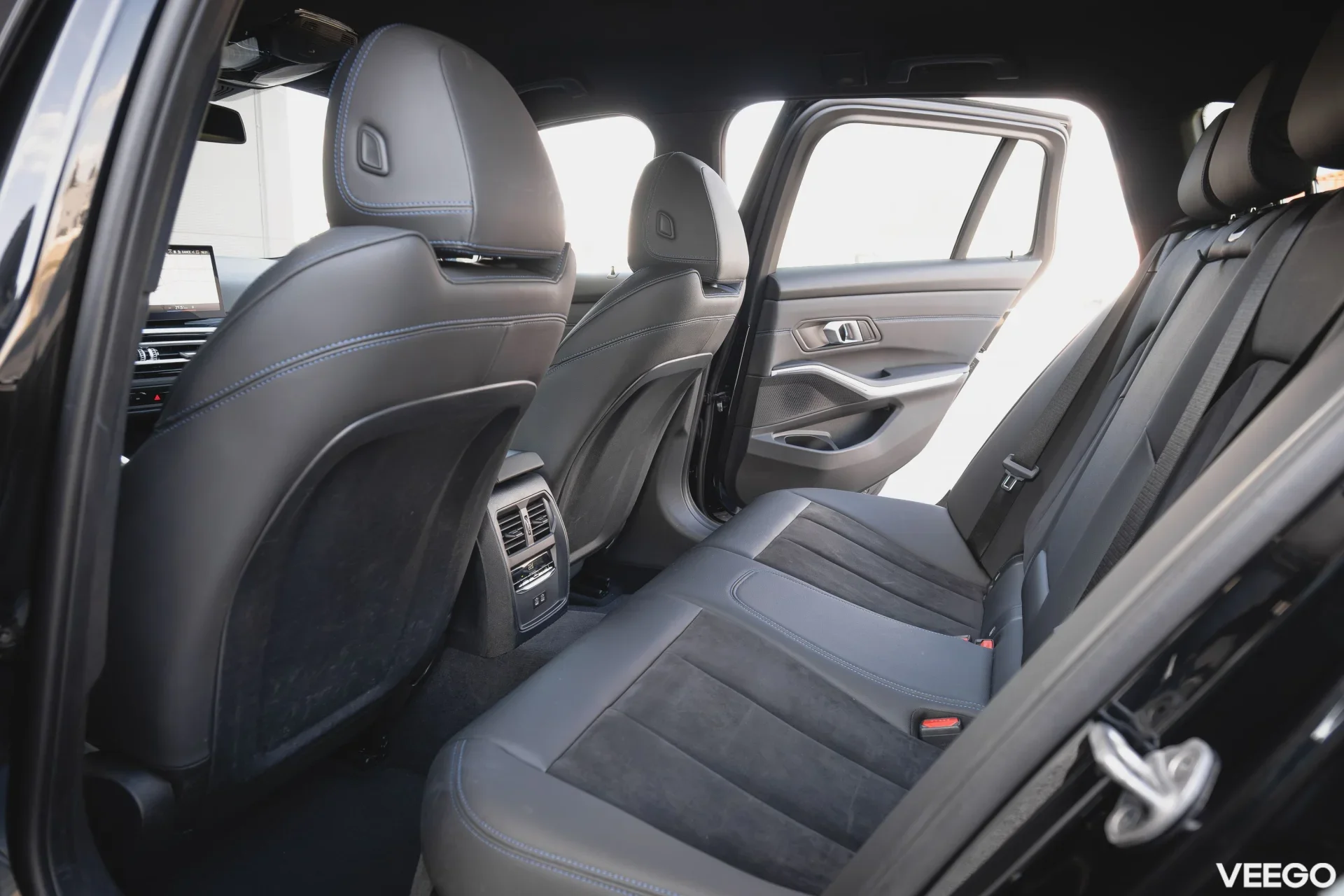 BMW 320 d xDrive MHEV M-Sportpakett 2 140kW