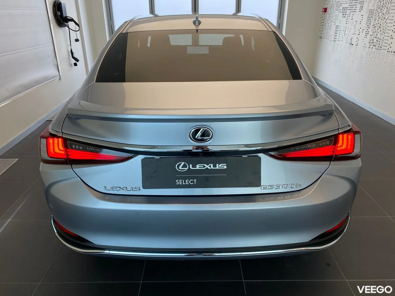 Lexus ES 300h - 131kW