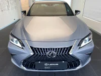 Lexus ES 300h - 131kW thumbnail