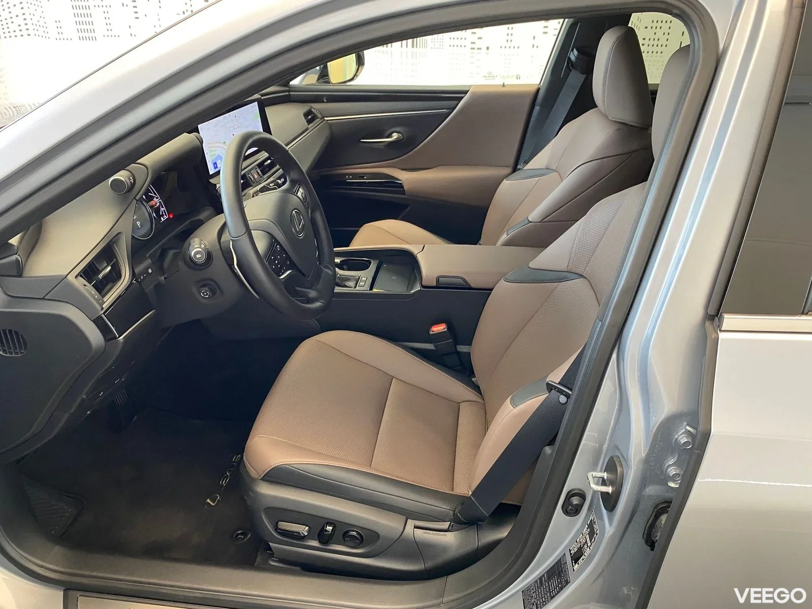 Lexus ES 300h - 131kW