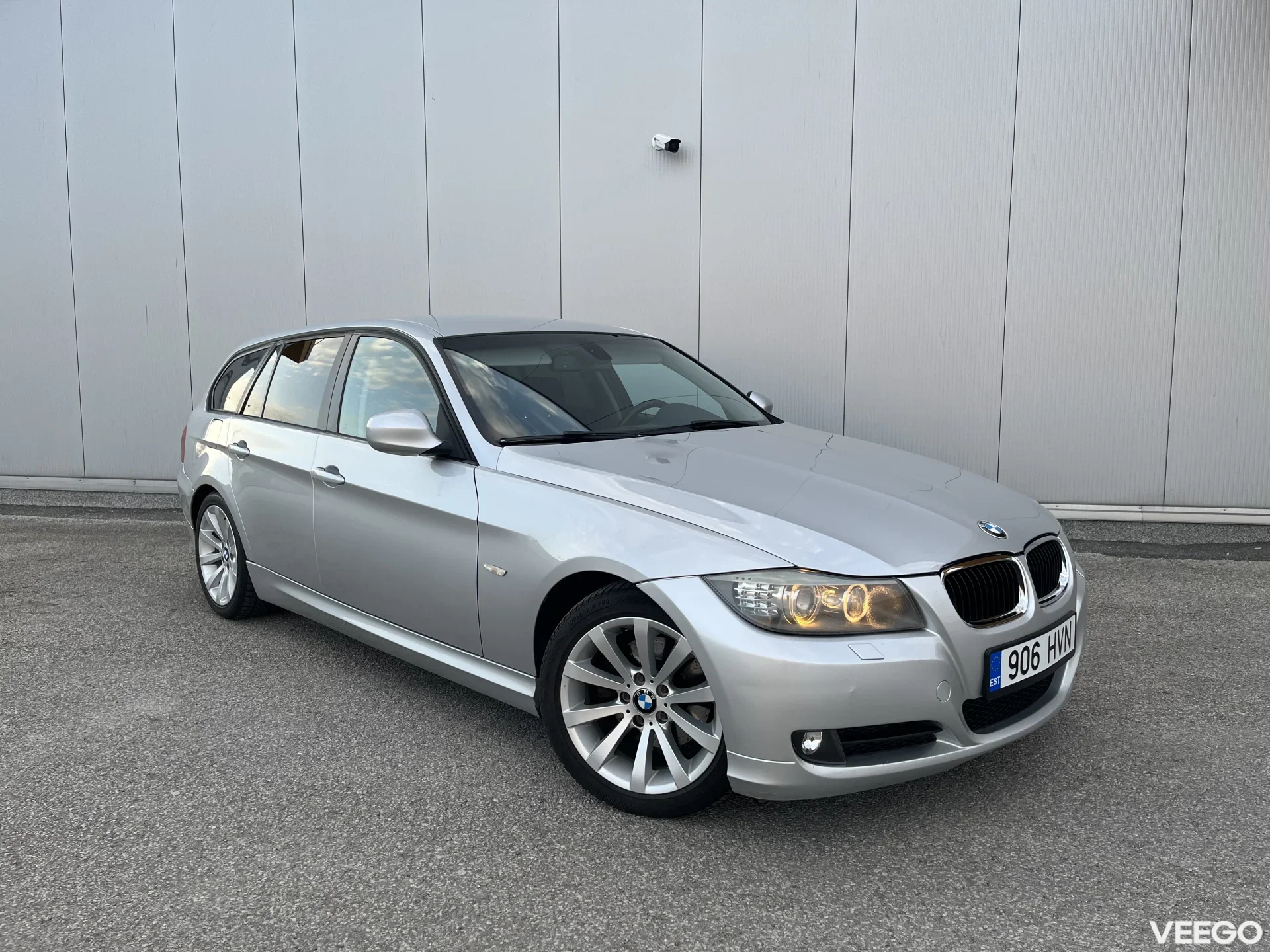 BMW 318 2.0 105kW