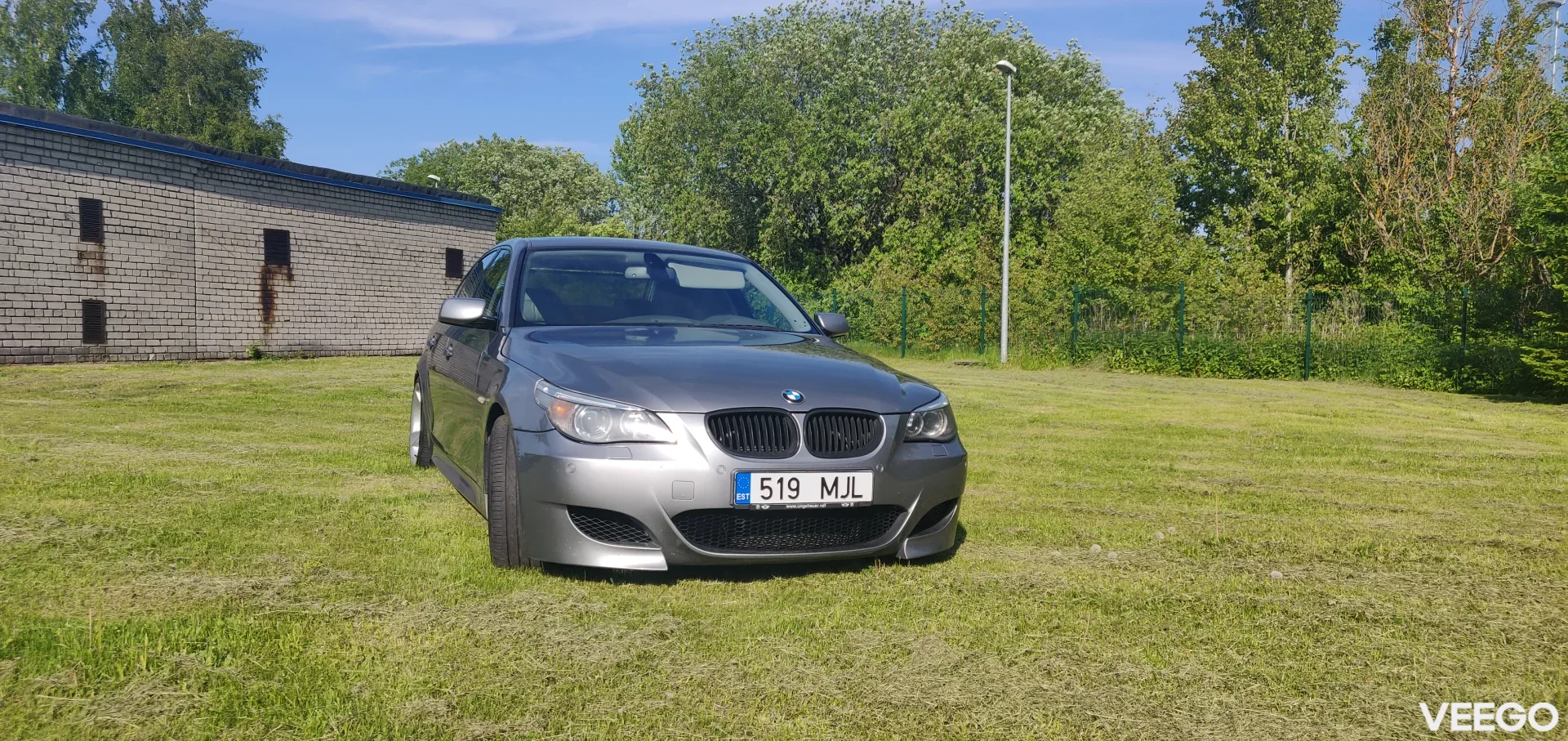 BMW 545