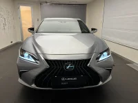 Lexus ES 300h - 131kW thumbnail