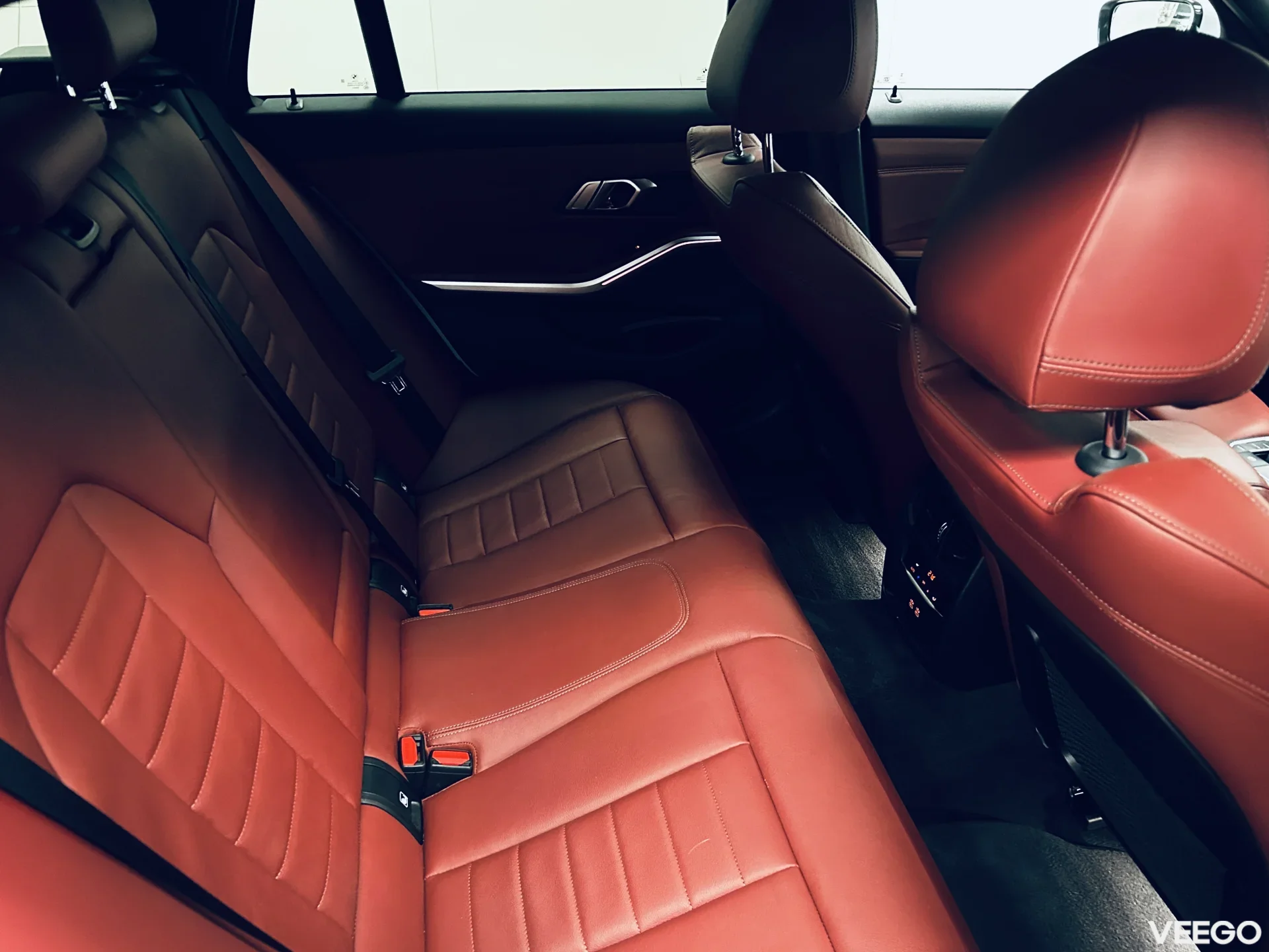 BMW 330 e xDrive Touring M-Sportpakett LCI 2.0 R4 215kW 2.0 135kW