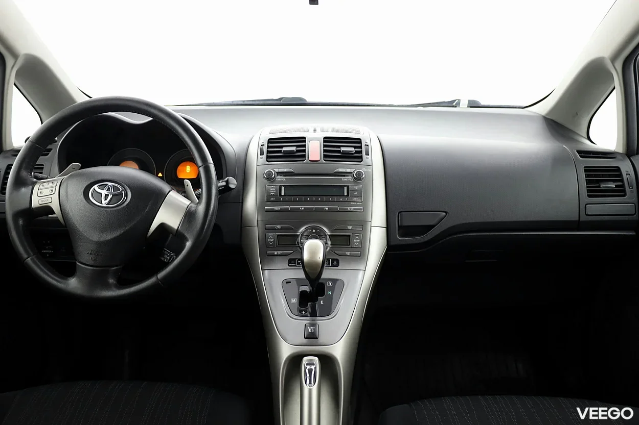 Toyota Auris 1.6 91kW