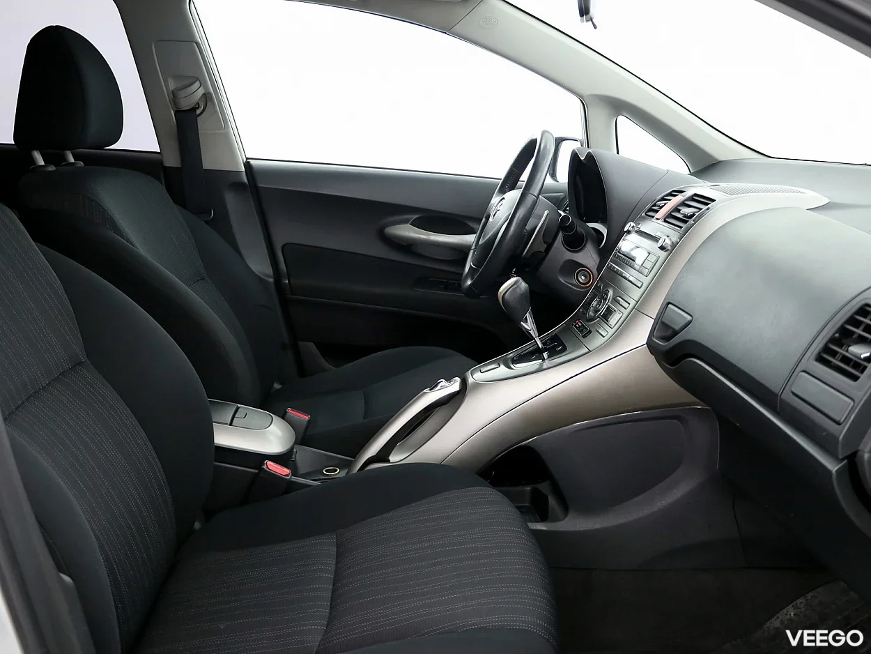 Toyota Auris 1.6 91kW